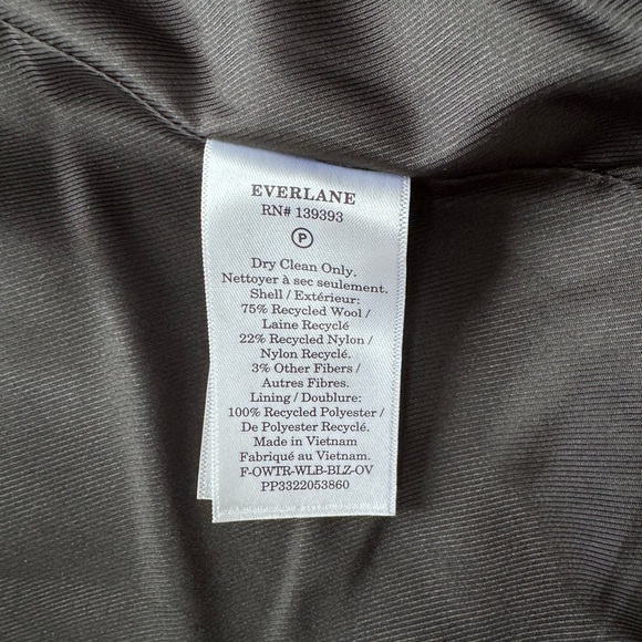 Everlane Oversized Blazer in Wool - Picture 4 of 8